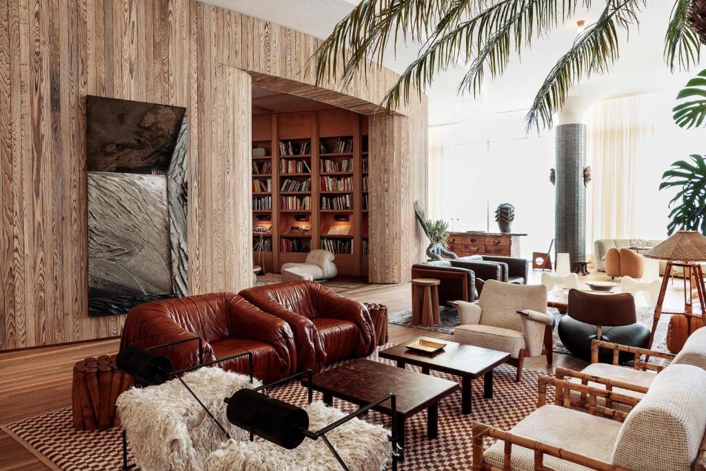 Proper Hotels - Luxury Lifestyles